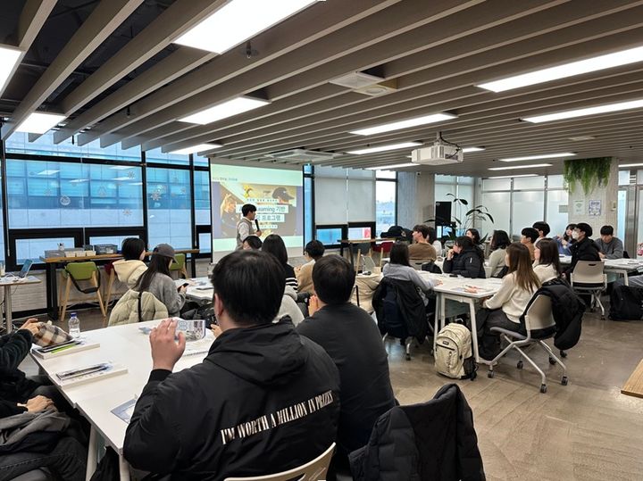 [천안=뉴시스] 천안시의 청년 채용 연계 프로그램. (사진=천안시 제공) 2025.12.24 photo@newsis.com *재판매 및 DB 금지