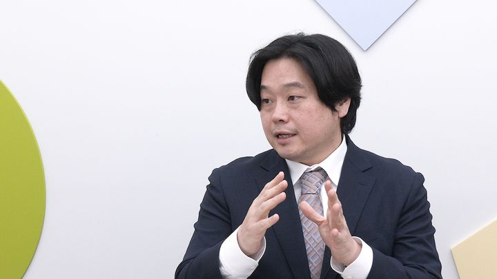 [서울=뉴시스] 백승훈 한국외국어대 중동연구소 전임연구위원이 3일 서울 중구 뉴시스 스튜디오에서 인터뷰하고 있다. 백 위원은 올해 중동 정세를 흔들 최대 변수는 미국 중간 선거가 될 것이라고 전망했다. 2026.01.03. *재판매 및 DB 금지