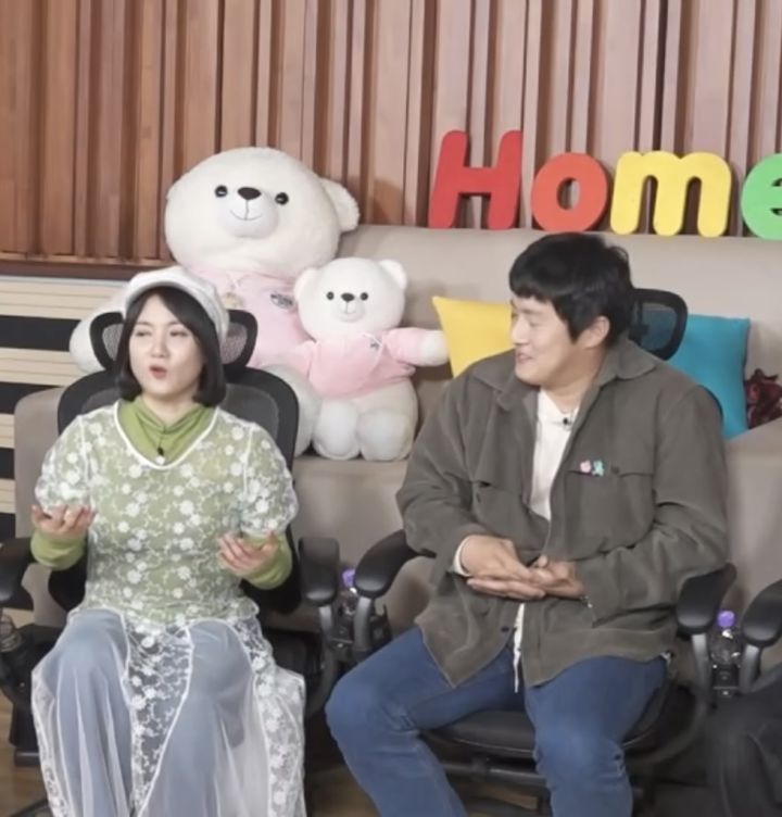 [서울=뉴시스] 박나래, 기안84. (사진 = MBC TV '나혼자 산다' 캡처) 2025.12.25. photo@newsis.com *재판매 및 DB 금지