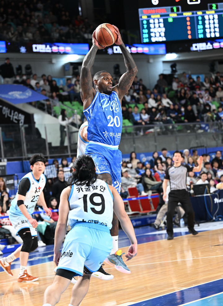 [서울=뉴시스] 프로농구 대구 한국가스공사의 라건아. (사진=KBL 제공) 
