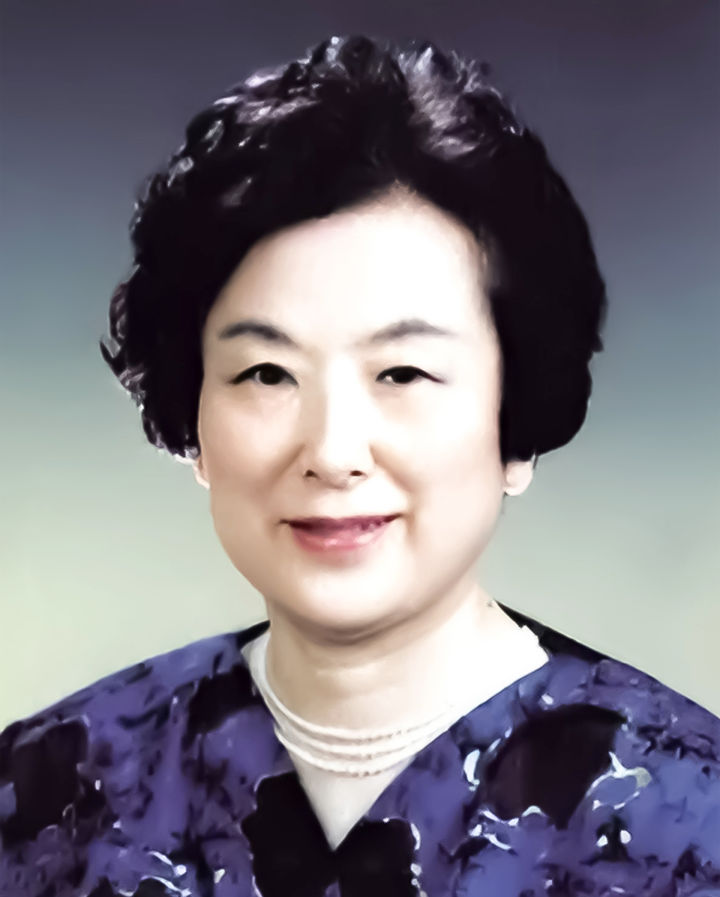 [서울=뉴시스]고 김문희 용문학원 명예이사장.(사진=현대그룹 제공) photo@newsis.com *재판매 및 DB 금지