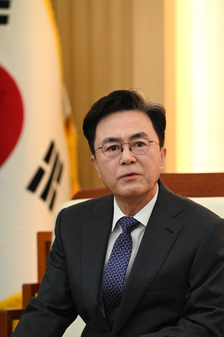[홍성=뉴시스] 김태흠 충남지사가 뉴시스와 신년인터뷰를 하고 있다. *재판매 및 DB 금지