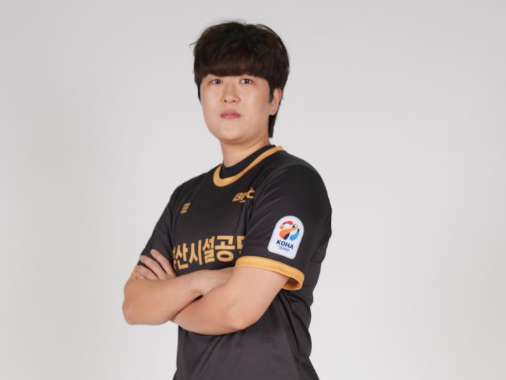 [서울=뉴시스] 핸드볼 H리그 부산시설공단에 복귀한 류은희. (사진=한국핸드볼연맹 제공) *재판매 및 DB 금지