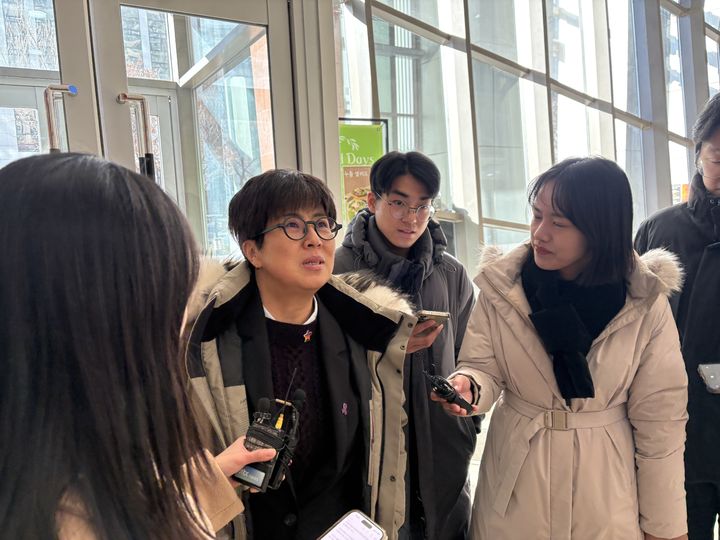 [서울=뉴시스]권민지 수습기자=김용원 국가인권위원회(인권위) 상임위원의 직무유기·직권남용 여부를 수사 중인 경찰이 26일 박진 전 인권위 사무총장을 참고인 신분으로 소환했다. 2025.12.26 ming@newsis.com *재판매 및 DB 금지