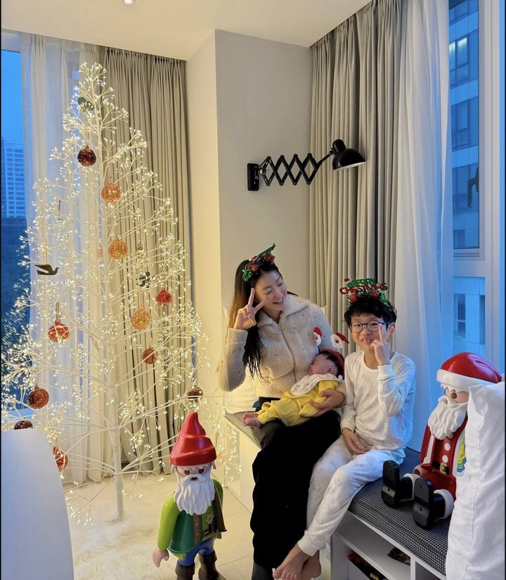 [서울=뉴시스] 배우 이시영. (사진=이시영 인스타그램 캡처) 2025.12.26. photo@newsis.com *재판매 및 DB 금지