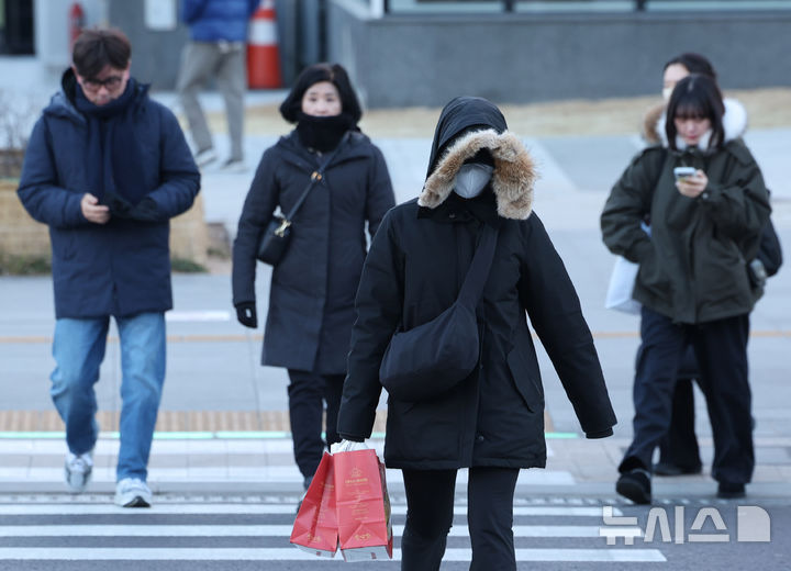 아침 전국 영하권 '맹추위'…서울 체감온도 -13도[오늘날씨]