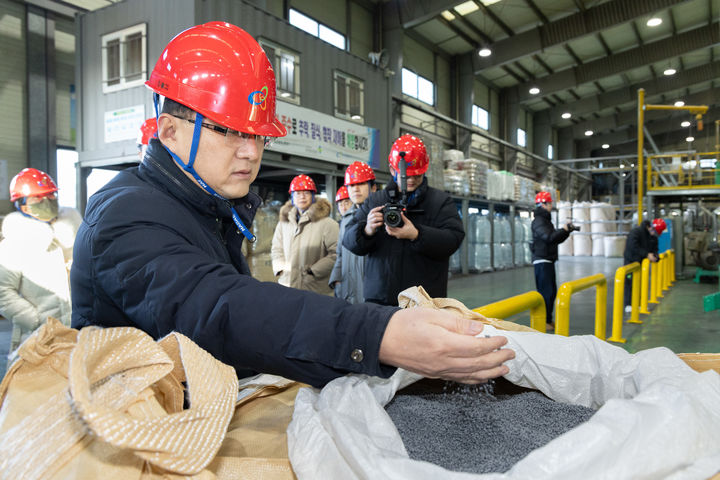 [서울=뉴시스] 김근수 기자 = 김성환 기후에너지환경부 장관(사진= 기후에너지환경부 제공) 2025.12.26. photo@newsis.com *재판매 및 DB 금지