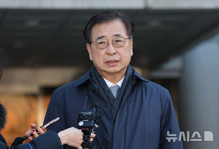 與 "검찰 '서해 사건' 일부항소, 혈세 소모하는 시간 끌기"