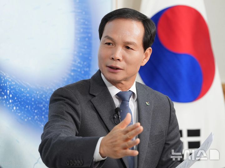 [음성=뉴시스] 인터뷰하는 조병옥 음성군수.