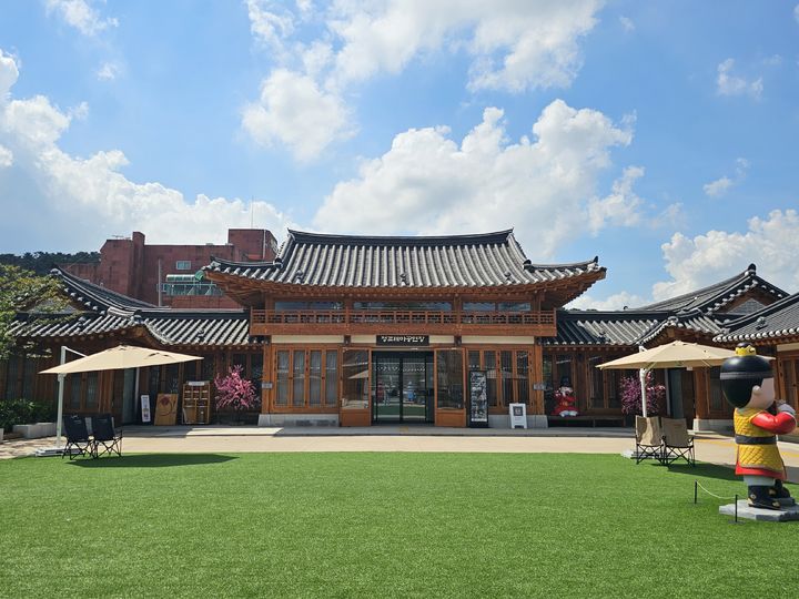 [수원=뉴시스] 정조테마공연장 전경. (사진=수원문화재단 제공) 2025.12.28. photo@newsis.com *재판매 및 DB 금지