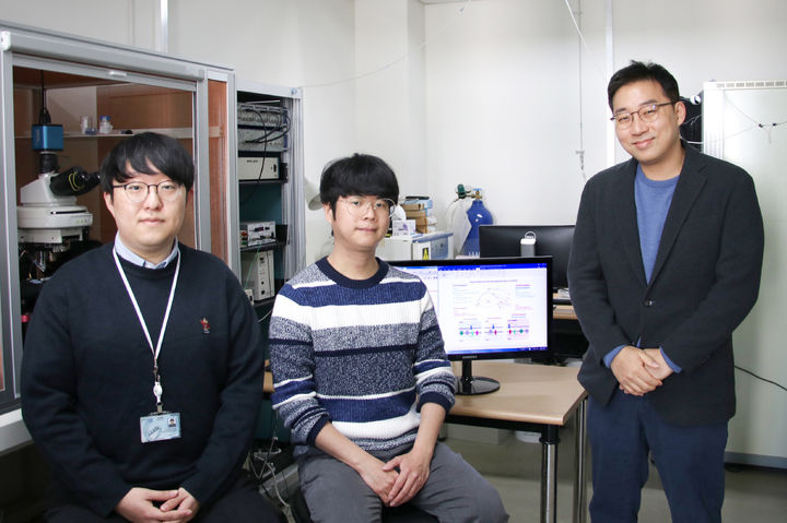 *재판매 및 DB 금지