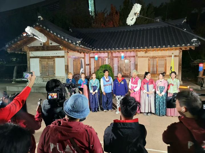 대만 예능 종예완흔대 부천한옥마을 촬영 현장(사진=경기관광공사 제공) *재판매 및 DB 금지
