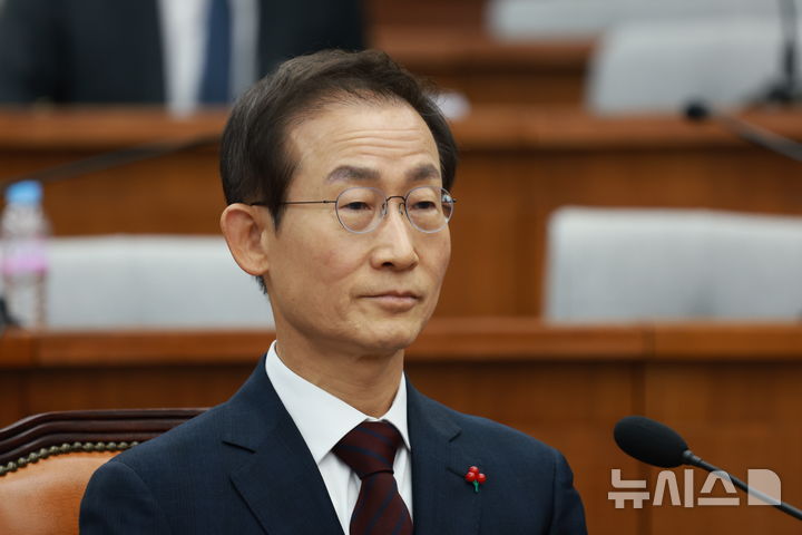 [서울=뉴시스] 고승민 기자 = 김호철 감사원장 후보자가 29일 서울 여의도 국회에서 열린 인사청문회에 출석하고 있다. 2025.12.29. kkssmm99@newsis.com