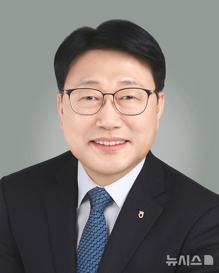 [광주=뉴시스] 신임 이철호 농협중앙회 광주지역본부장. (사진=농협광주본부 제공) 2025.12.29. photo@newsis.com *재판매 및 DB 금지