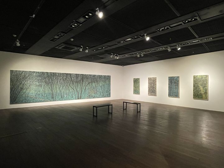 [제주=뉴시스] 서울 종로구 인사동 가나 인사아트센터 지하 1층에 위치한 제주갤러리 전시장 내부 전경. (사진=제주도 제공) 2025.12.30. photo@newsis.com *재판매 및 DB 금지