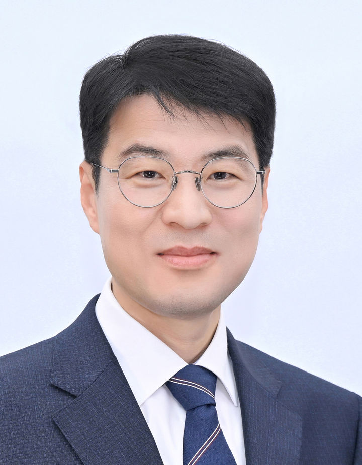 [대구=뉴시스]김정기 대구시장 권한대행(사진=대구시 제공) 2025.12.30 photo@newsis.com *재판매 및 DB 금지