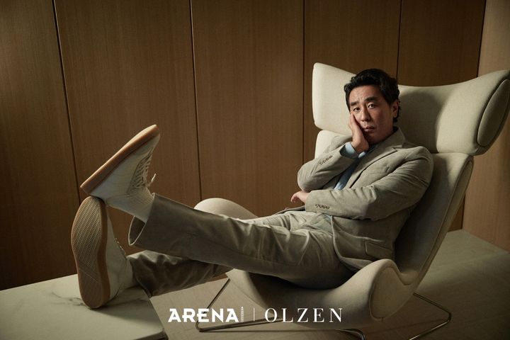 [서울=뉴시스] 신성통상 올젠 배우 류승룡 디지털 화보. (사진=신성통상 제공) *재판매 및 DB 금지