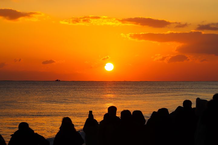 [양양=뉴시스] 2025년 1월1일 해맞이 관광객 인파 모습.(사진=양양군 제공)photo@newsis.com *재판매 및 DB 금지