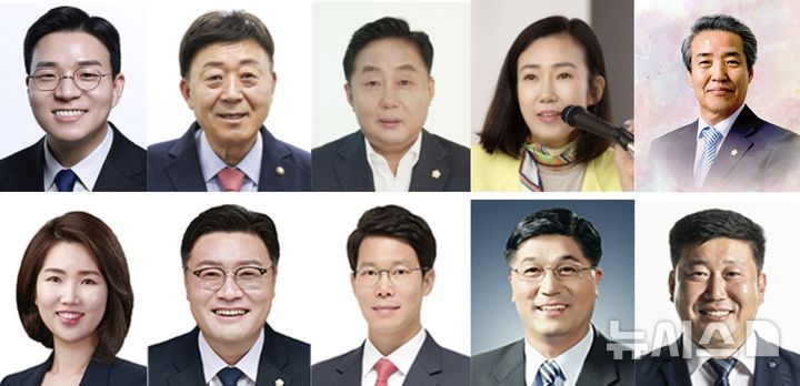 [의정부=뉴시스] 첫번째 줄 왼쪽부터 정진호 의정부시의원, 김영식 고양시의원, 윤창철·최수연 양주시의원, 박인범 동두천시의원. 두번째 줄 왼쪽부터 손세화·연제창·임종훈 포천시의원, 박영철·윤재구 연천군의원. (사진=지역별 가나다순) 2025.12.30 photo@newsis.com