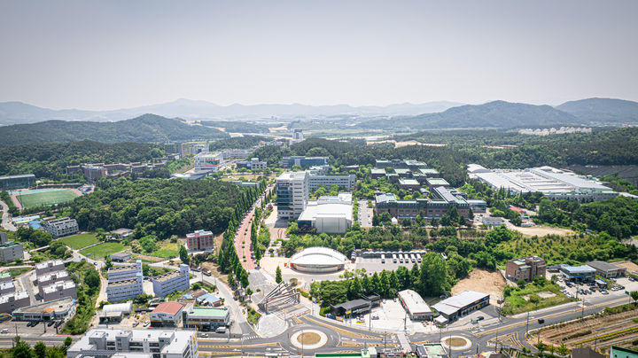 한기대, 2025학년도 학위수여식 개최…총 1044명 졸업