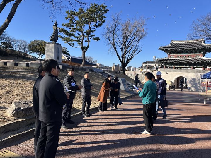 [진주=뉴시스]진주시, 연말연시 인파 밀집지역 특별관리.(사진=진주시 제공).2025.12.30.photo@newsis.com *재판매 및 DB 금지