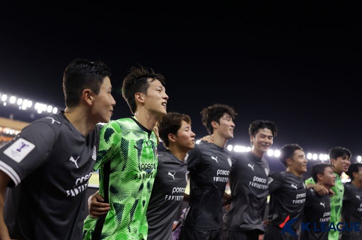 [서울=뉴시스] 프로축구 K리그1 포항 스틸러스. (사진=한국프로축구연맹 제공) *재판매 및 DB 금지