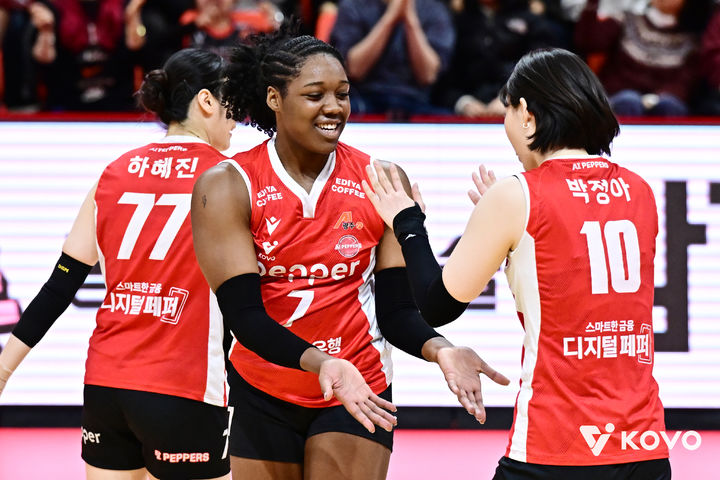 [서울=뉴시스]여자배구 페퍼저축은행 조이. (사진=KOVO 제공)