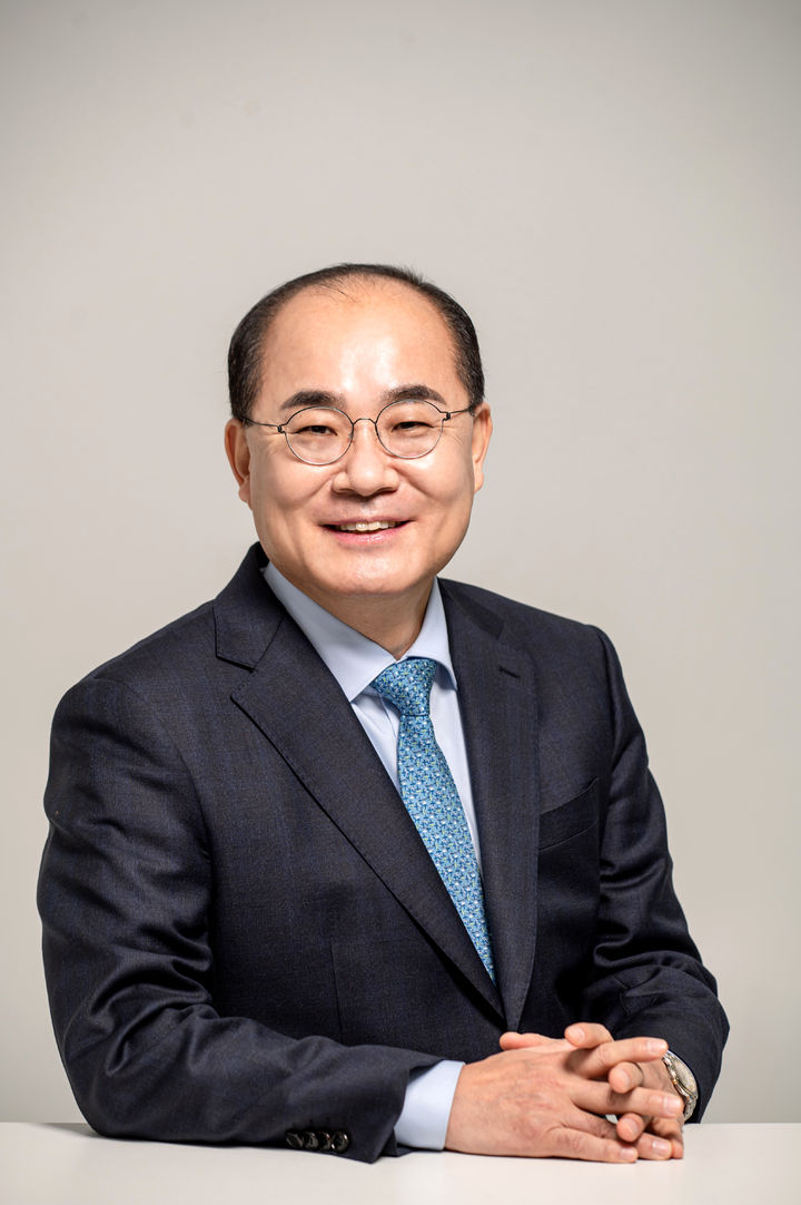 [부산=뉴시스] 부산대학교는 최재원 총장. (사진=부산대 제공) 2025.12.31. photo@newsis.com&nbsp; *재판매 및 DB 금지