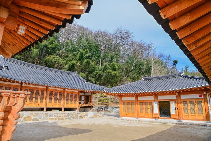 [진주=뉴시스]진주시, ‘개평할매 고가(古家) 스테이’ 준공.(사진=진주시 제공).2025.12.31.photo@newsis.com *재판매 및 DB 금지