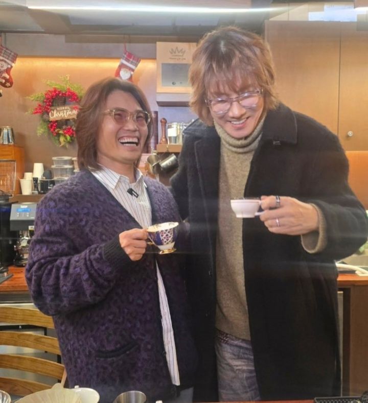 [서울=뉴시스] 김범수, 김장훈. (사진=김장훈 인스타그램 캡처) 2025.12.31. photo@newsis.com *재판매 및 DB 금지