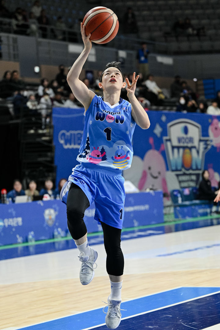 [서울=뉴시스] 여자프로농구 아산 우리은행의 강계리. (사진=WKBL 제공) *재판매 및 DB 금지