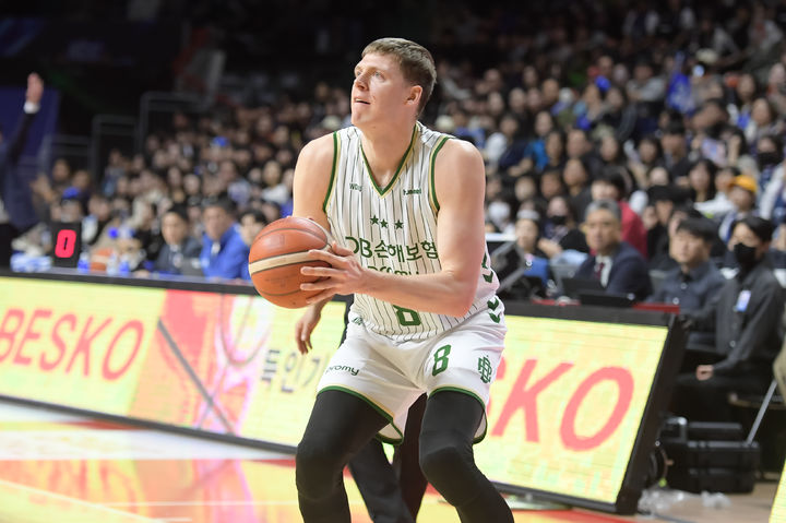 [서울=뉴시스] 프로농구 원주 DB의 헨리 앨런슨. (사진=KBL 제공) 