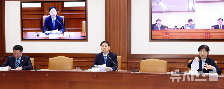 구윤철 "조만간 내년 경제성장전략 마련…취약계층 보호 총력"