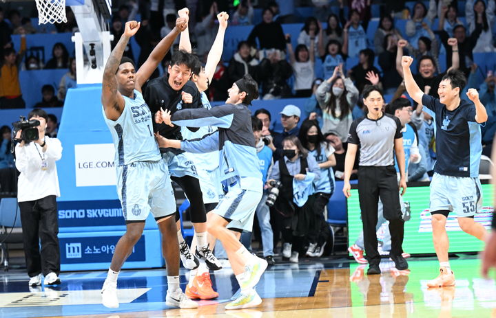 [서울=뉴시스] 프로농구 고양 소노 선수단. (사진 = KBL 제공) *재판매 및 DB 금지