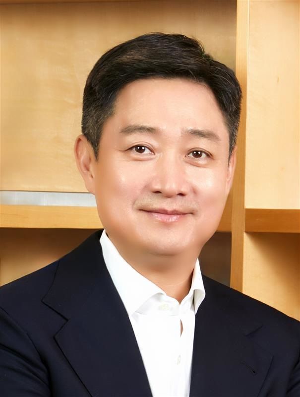 [서울=뉴시스] 홍범식 LG유플러스 사장. (사진-LGU+ 제공) *재판매 및 DB 금지