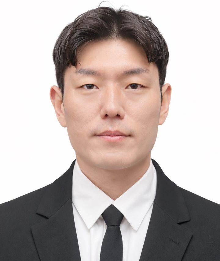 [안동=뉴시스] 봉성초 이응석 교사. (사진=경북교육청 제공) 2026.01.02. photo@newsis.com *재판매 및 DB 금지