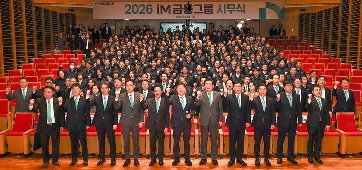  *재판매 및 DB 금지