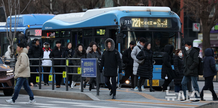 경기북부·강원 내륙 중심 최저 -10도 안팎 맹추위[오늘날씨]