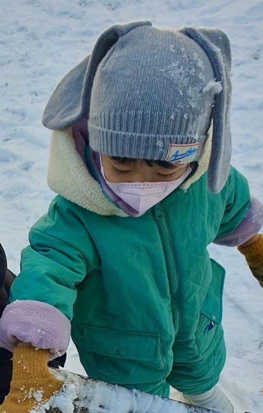 [서울=뉴시스] 배우 나혜미가 아들과의 일상을 공개했다. (사진=나혜미 인스타그램 캡처) 2026.01.03. photo@newsis.com *재판매 및 DB 금지