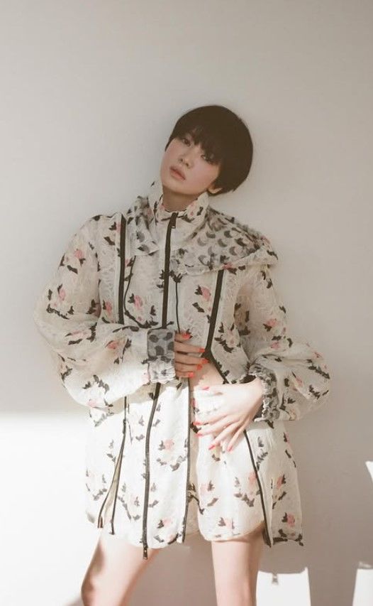 송혜교, 새해 떡국 한 그릇 "소식 인증?"