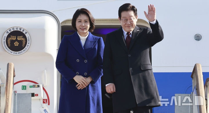 이재명 대통령, '새해 첫 순방' 첫 일정은 중국동포 간담회…베이징·상하이 방문 [뉴시스Pic]