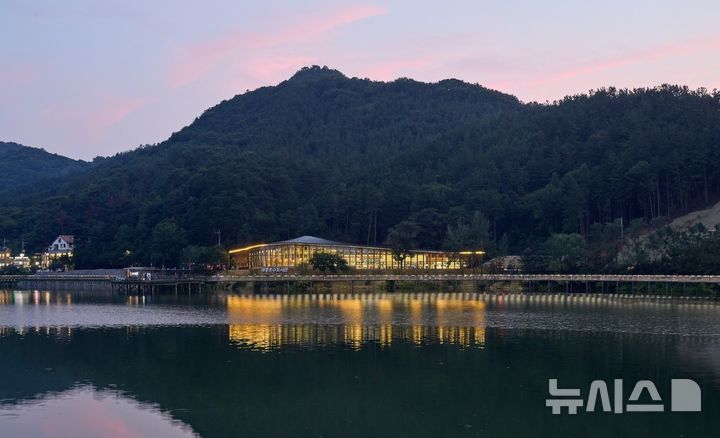 [전주=뉴시스]윤난슬 기자 = 아중호수도서관. (사진=전주시 제공) photo@newsis.com 