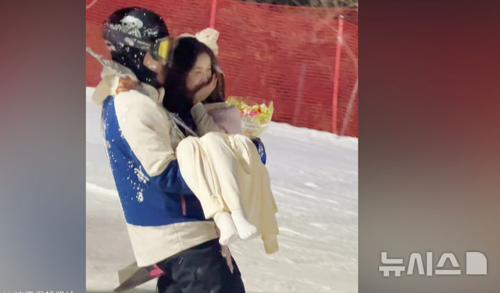 男강사 품에 안겨 활강…中스키장 100만원 황당 이벤트