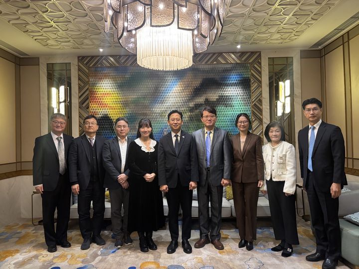 [서울=뉴시스] 과학기술정보통신부가 이재명 대통령의 중국 국빈 방문을 계기로 과학기술 협력과 디지털 기술 전반의 협력을 확대하기로 했다. (사진=과기정통부 제공) *재판매 및 DB 금지