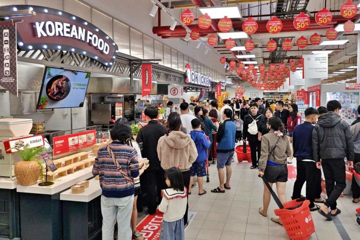 [서울=뉴시스] 롯데마트 다낭점 요리하다 키친 매대. (사진=롯데마트 제공) *재판매 및 DB 금지