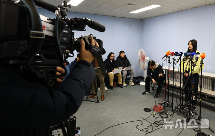 [서울=뉴시스] 박주성 기자 = 2026 밀라노·코르티나담페초 동계 올림픽 출전권을 획득한 피겨 스케이팅 여자 싱글 이해인 선수가 6일 오전 서울 태릉선수촌실내빙상장에서 기자회견을 하고 있다. 2026.01.06. park7691@newsis.com