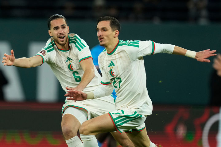 [라바트=AP/뉴시스] 알제리 축구 국가대표팀의 아딜 불비나(오른쪽). 2026.01.06.