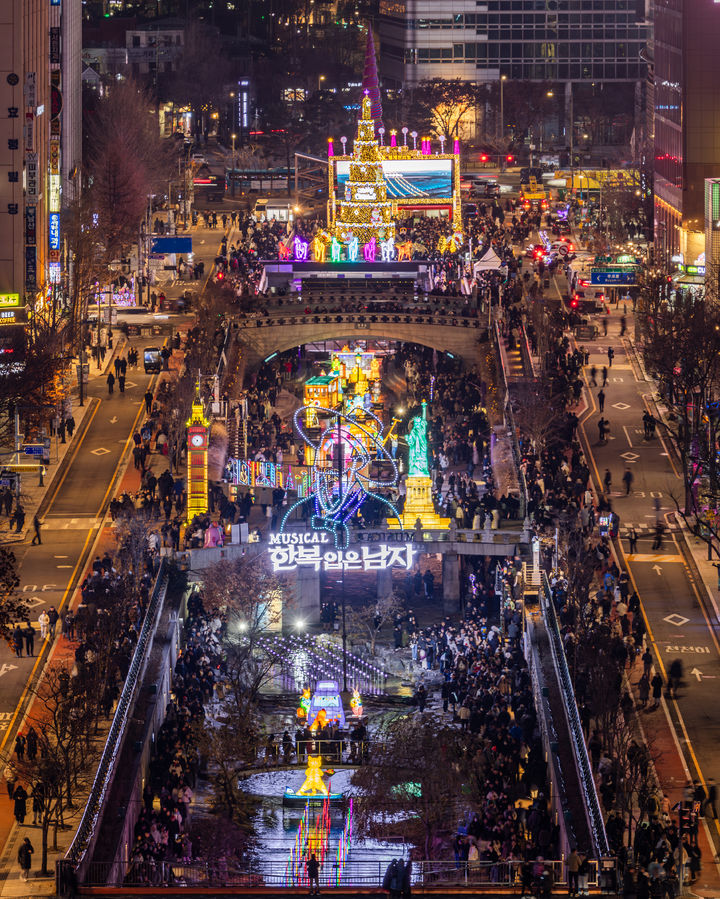 2025 서울빛초롱축제 전경. (사진=서울관광재단) *재판매 및 DB 금지