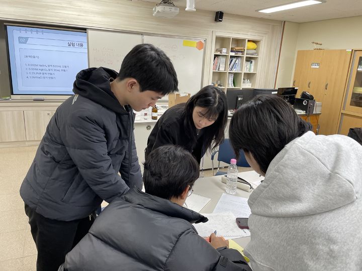  *재판매 및 DB 금지