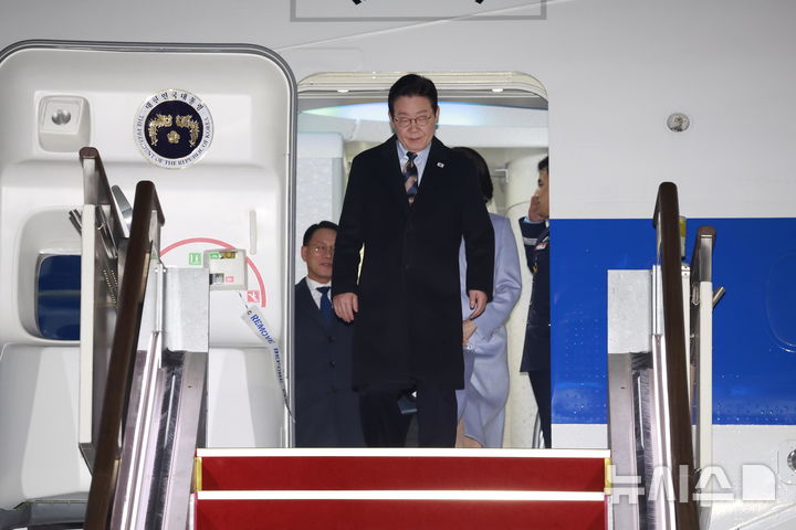 이 대통령, 3박 4일 국빈 방중 마치고 귀국…내일 수보 회의 주재